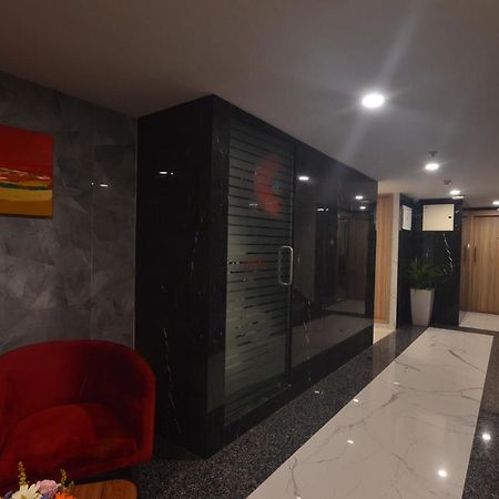 העיר בנגלור Iva By Skr A Petrichor Hotel מראה חיצוני תמונה