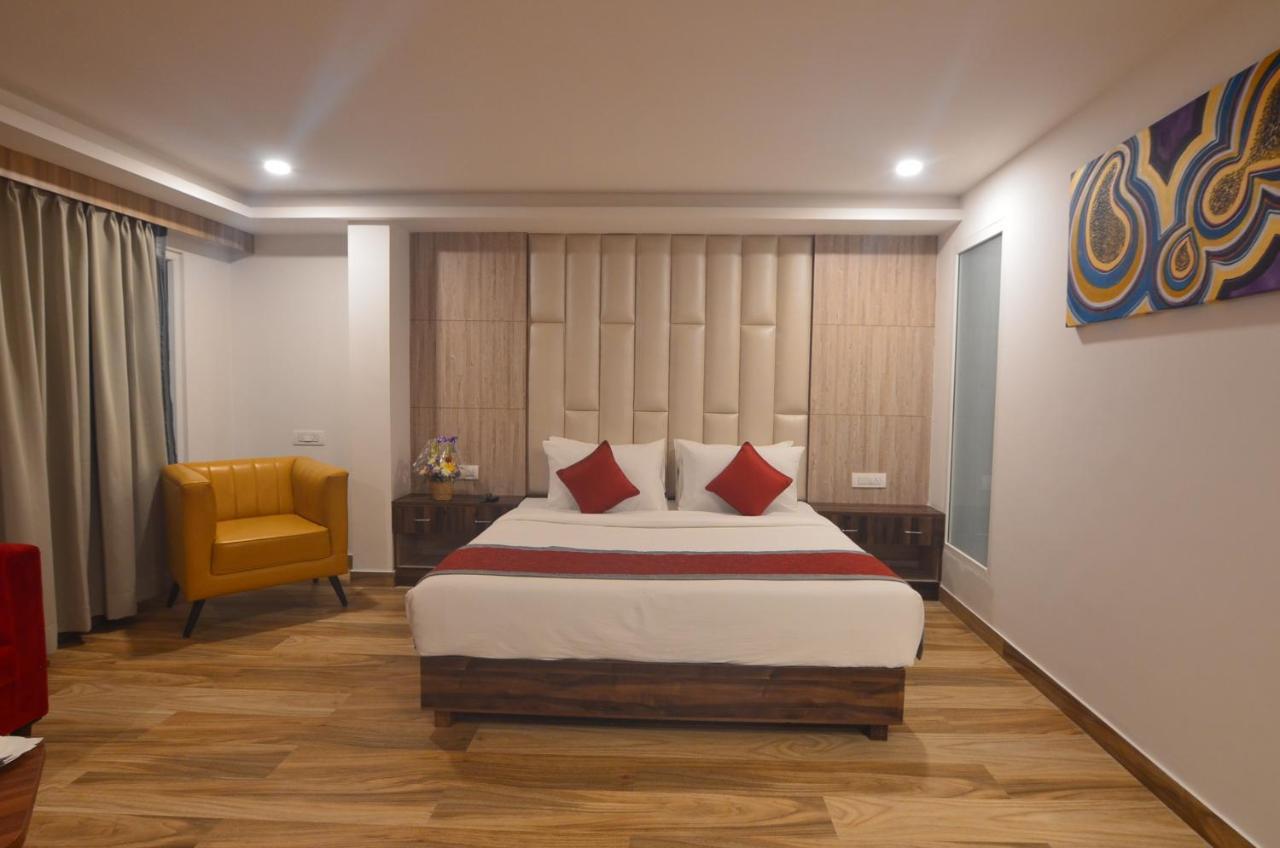 העיר בנגלור Iva By Skr A Petrichor Hotel מראה חיצוני תמונה