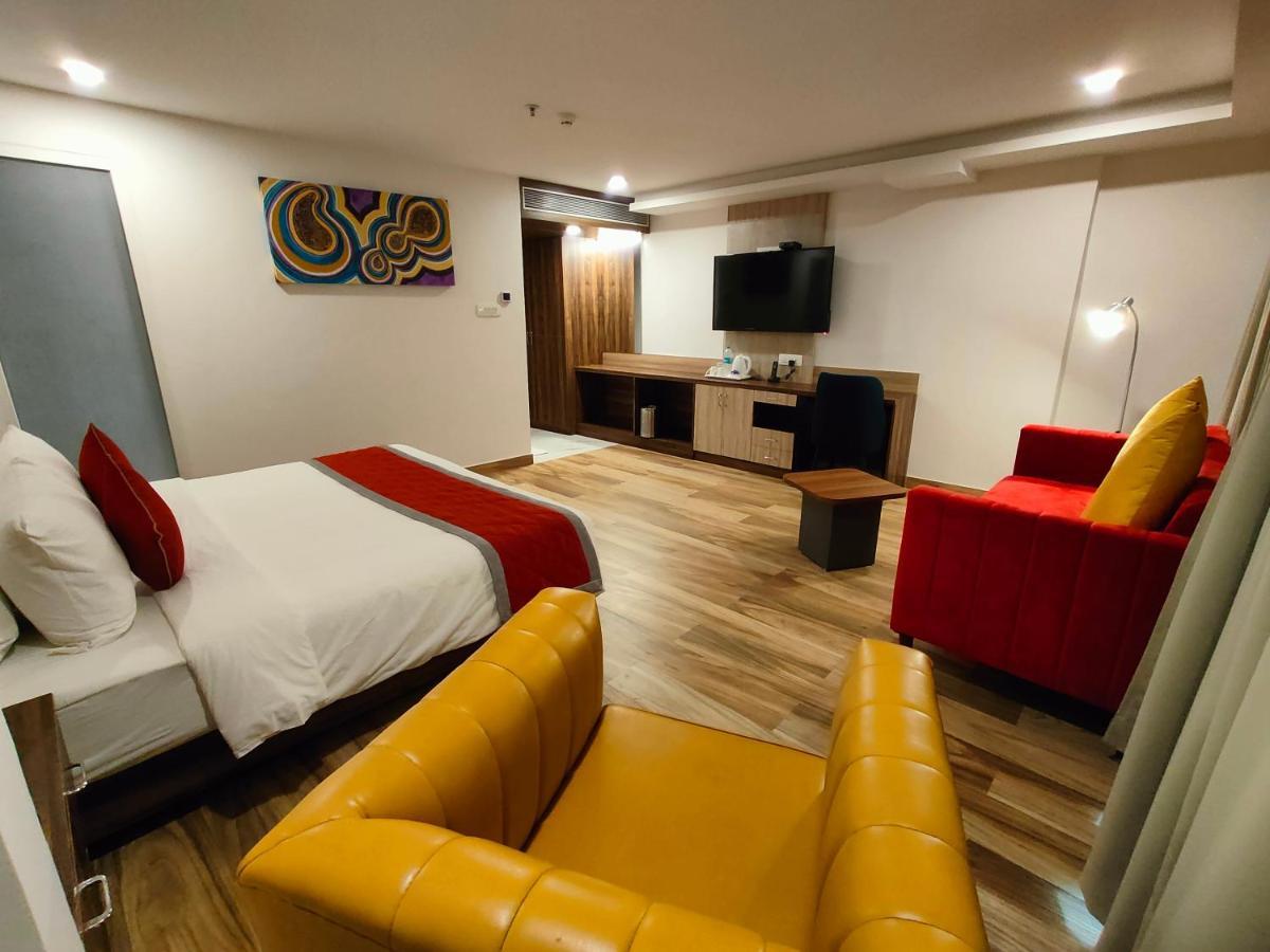 העיר בנגלור Iva By Skr A Petrichor Hotel מראה חיצוני תמונה