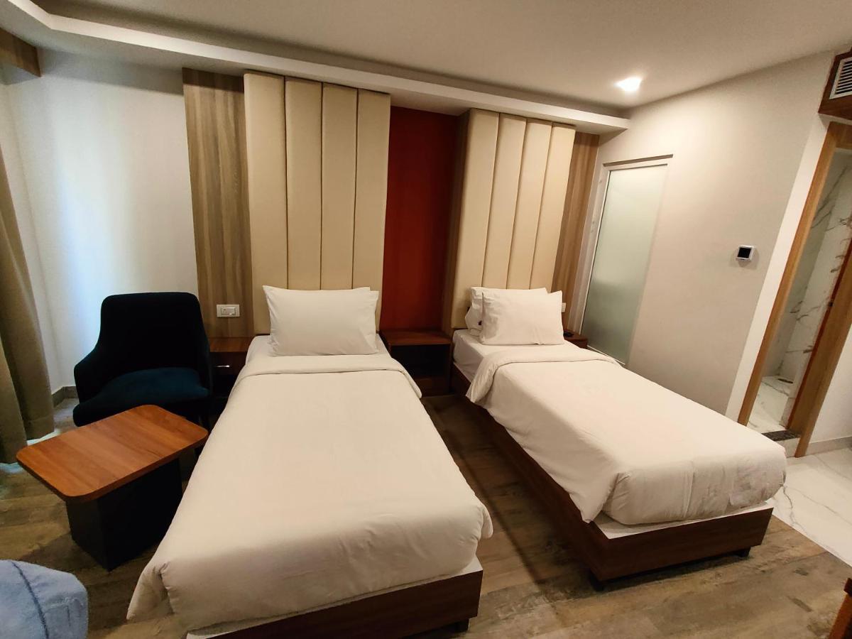 העיר בנגלור Iva By Skr A Petrichor Hotel מראה חיצוני תמונה