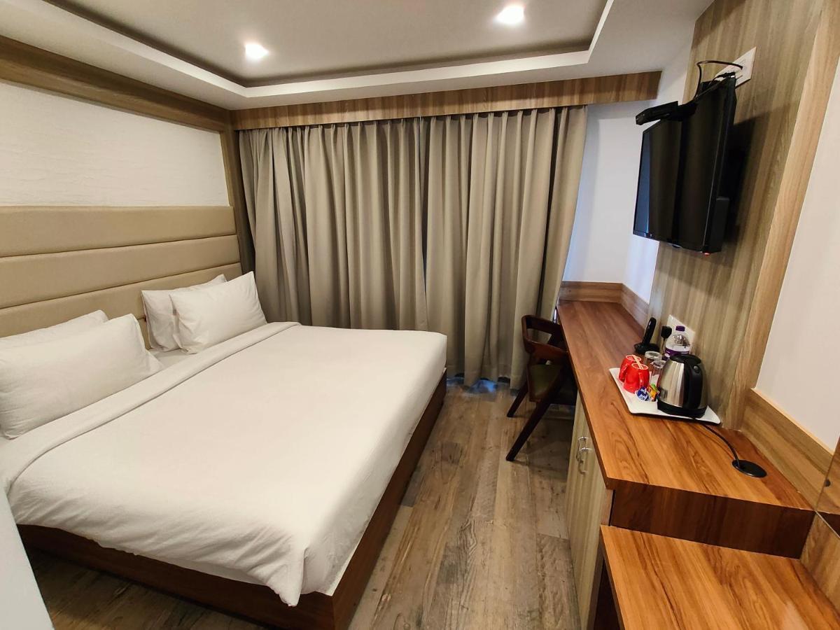 העיר בנגלור Iva By Skr A Petrichor Hotel מראה חיצוני תמונה