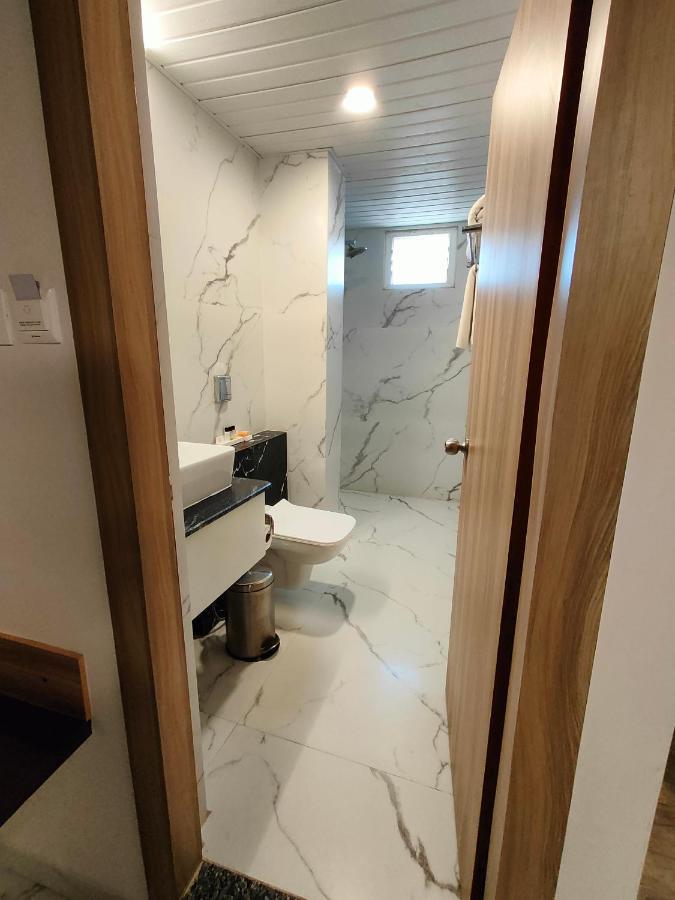 העיר בנגלור Iva By Skr A Petrichor Hotel מראה חיצוני תמונה